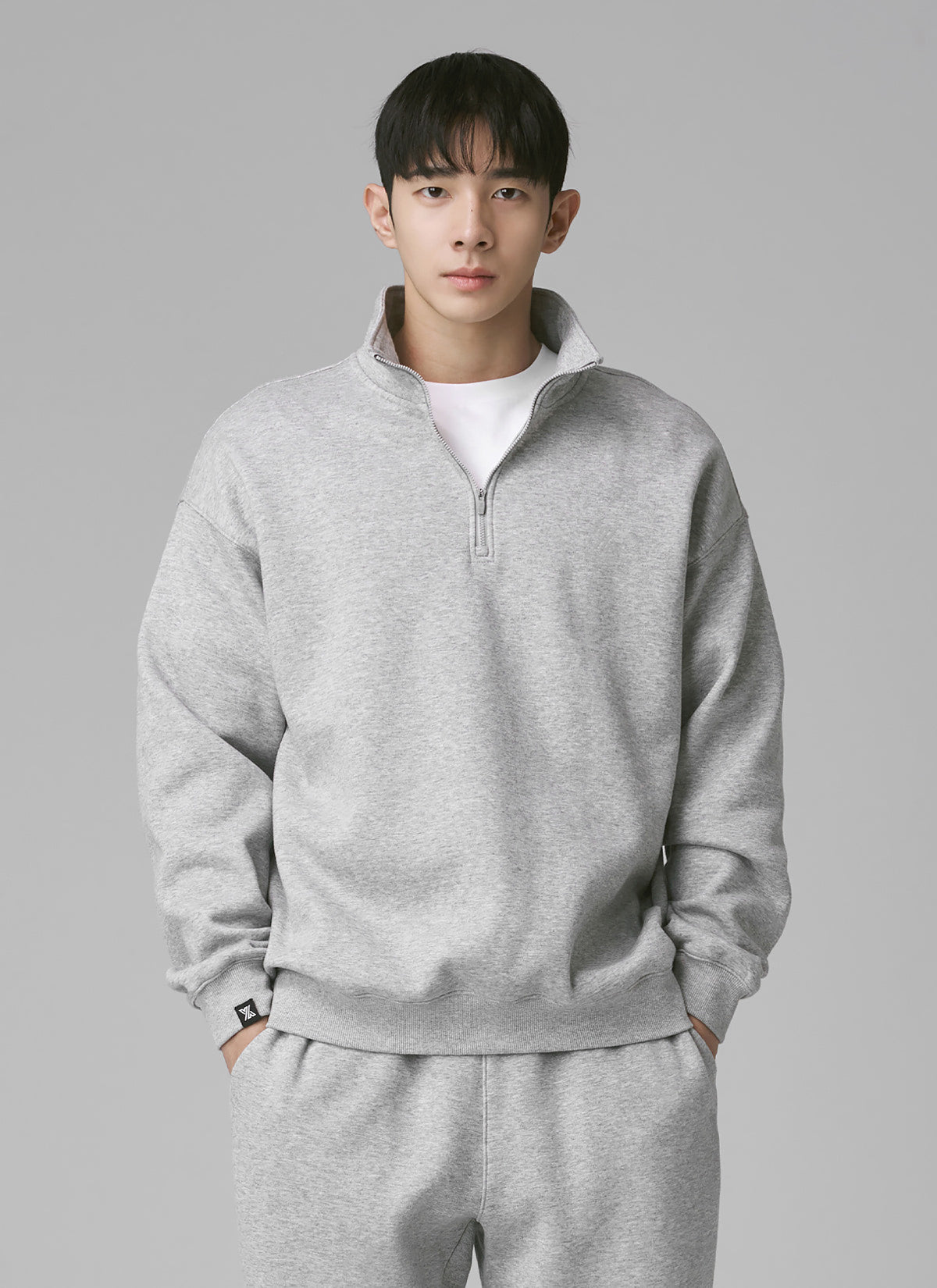 Essential Signature Fleece Half-Zip Sweatshirt